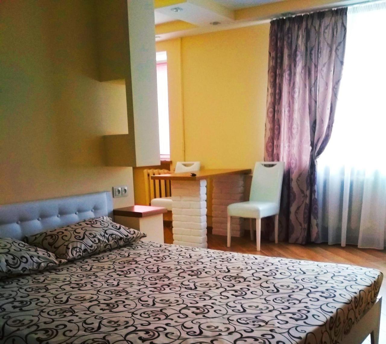 Apartments In The Center Maidan Rivne Zewnętrze zdjęcie